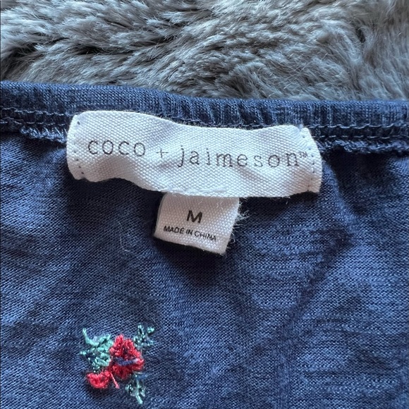 Tank Top Blouse - Picture 3 of 3